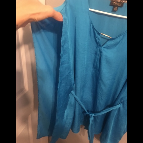 Thalia Sodi Women’s Blouse - Picture 3 of 6